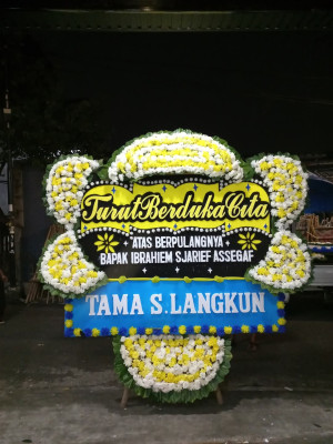 Papan Bunga Duka di Pianggu